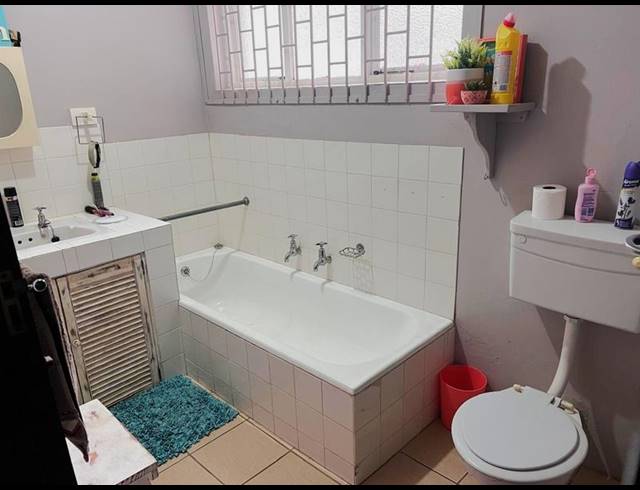 4 BEDROOM HOUSE FOR SALE IN PALM BEACH